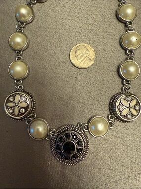Ginger Snaps Pearl-Link Necklace with 6 interchangeable snaps included